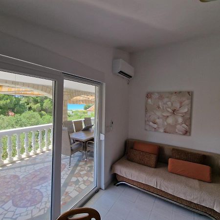 Apartman Lugovic Šibenik Eksteriør billede