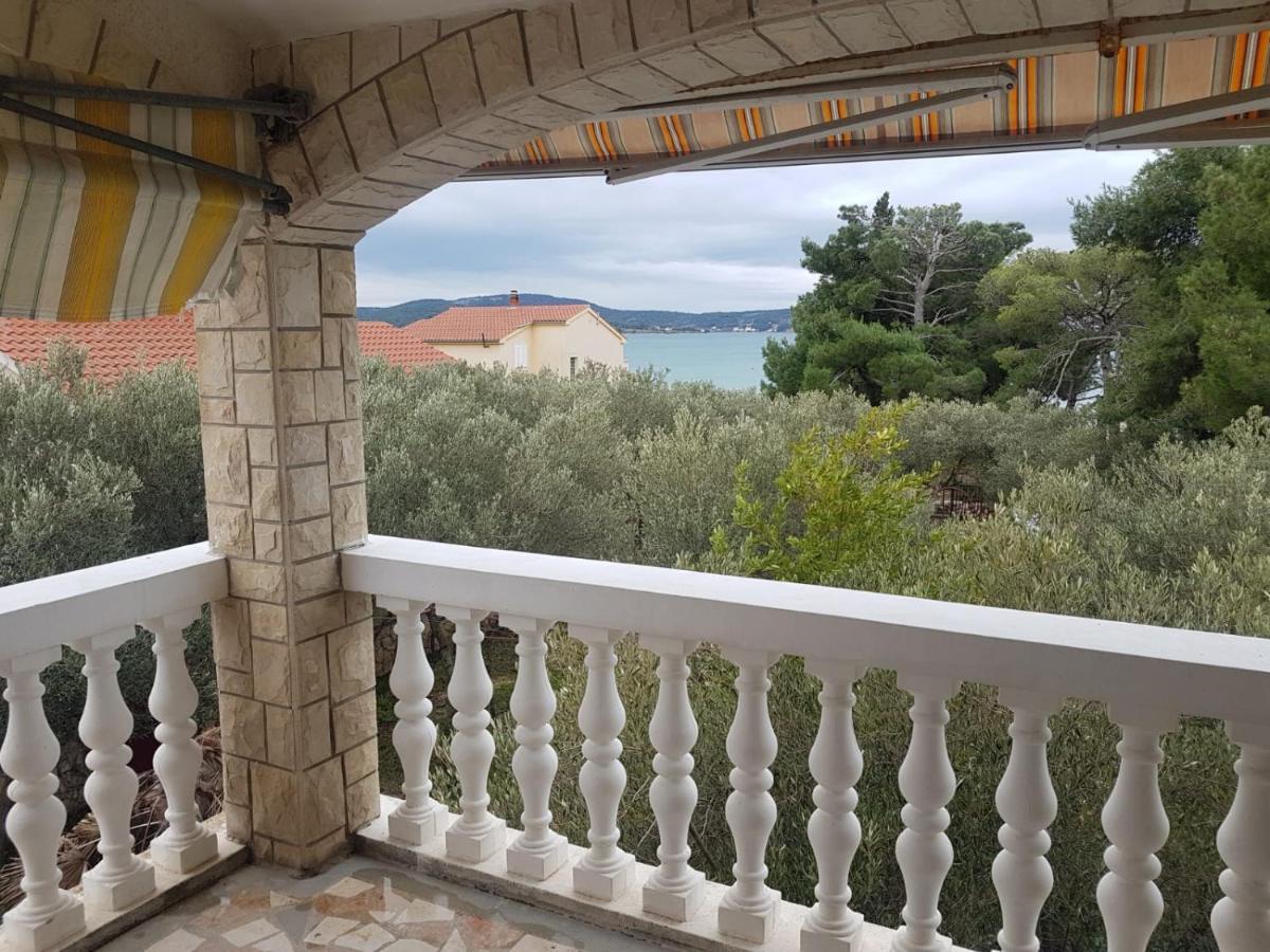 Apartman Lugovic Šibenik Eksteriør billede