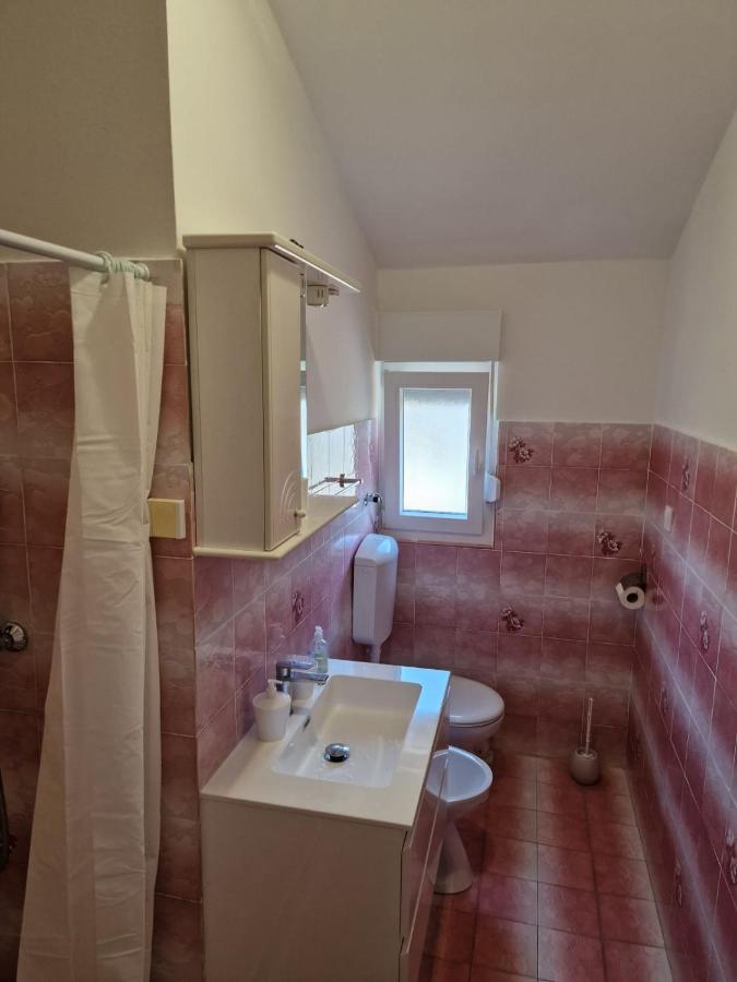 Apartman Lugovic Šibenik Eksteriør billede